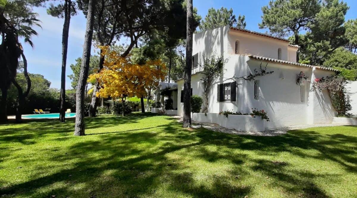 Villa Pinhal- Beautiful Villa Located In Quiet Area Quarteira Exterior photo